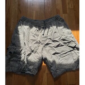 %100 cotton Bugle Boy Authentics mens cargo shorts